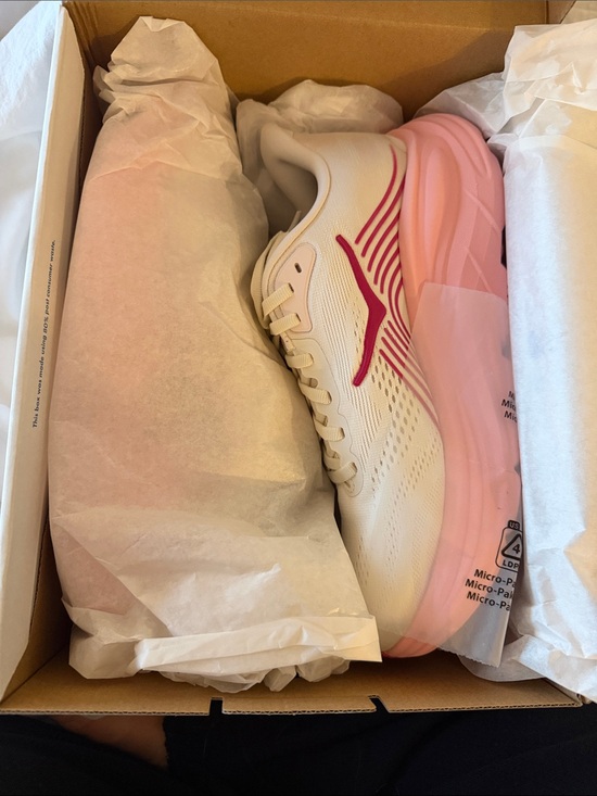 Hoka Shoes - Hoka Running Shoes - Clifton 11 - Rose